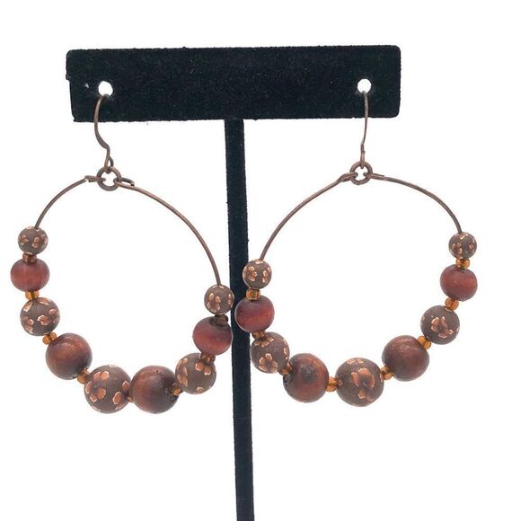 🍭6/$30 Boho Hoop Earrings made of wooded beads - Picture 1 of 2